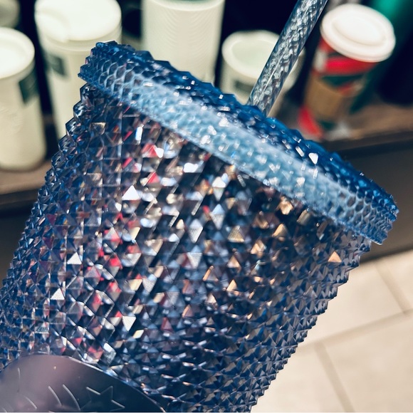 Starbucks Ombre Icicle Blue Gradient Studded Tumbler Cold Cup New Holiday 2023 - Picture 12 of 12